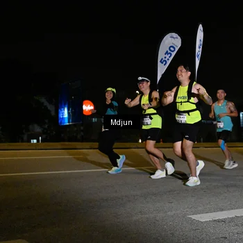 Runner Photo 7418623