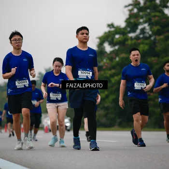 Runner Photo 7418644