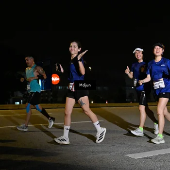 Runner Photo 7418650