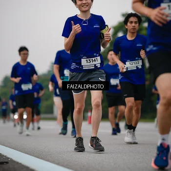 Runner Photo 7418664