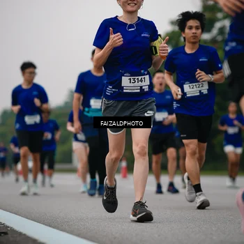 Runner Photo 7418666