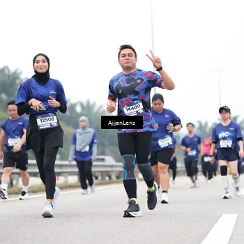Runner Photo 7418670