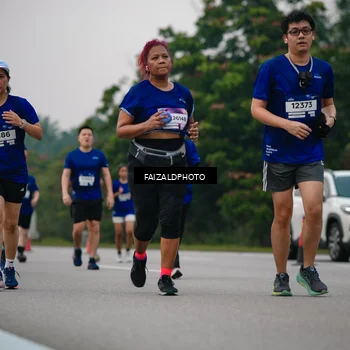 Runner Photo 7418673