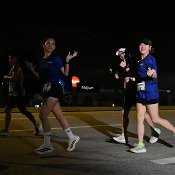 Runner Photo 7418681