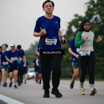 Runner Photo 7418684