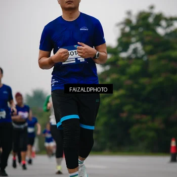 Runner Photo 7418696