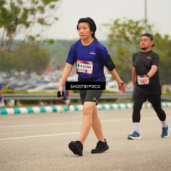 Runner Photo 7418699