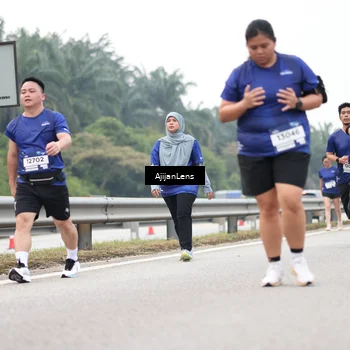 Runner Photo 7418719