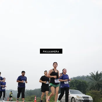 Runner Photo 7418721