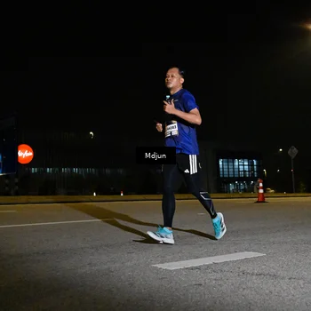 Runner Photo 7418738