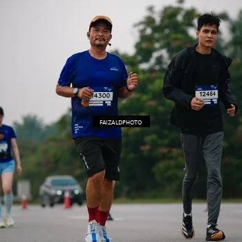 Runner Photo 7418739