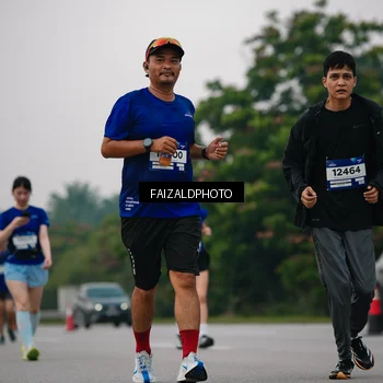 Runner Photo 7418743