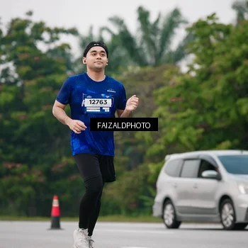 Runner Photo 7418754