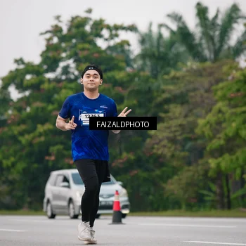 Runner Photo 7418760