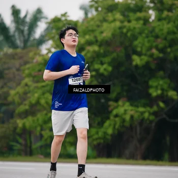 Runner Photo 7418804