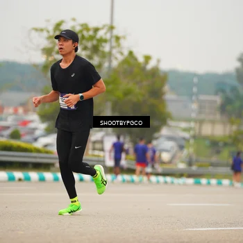 Runner Photo 7418812