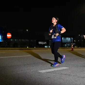 Runner Photo 7418818