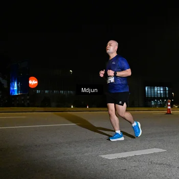 Runner Photo 7418819