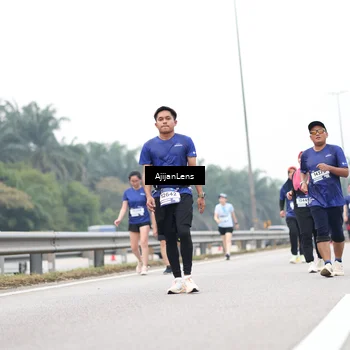 Runner Photo 7418820