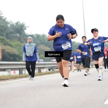 Runner Photo 7418823