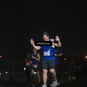 Runner Photo 7418832