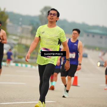Runner Photo 7418835