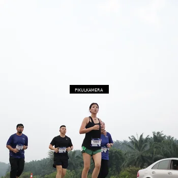 Runner Photo 7418837