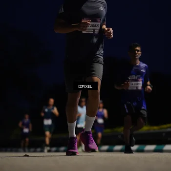 Runner Photo 7418844