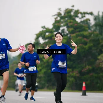 Runner Photo 7418850
