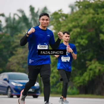 Runner Photo 7418865