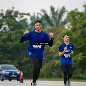 Runner Photo 7418869