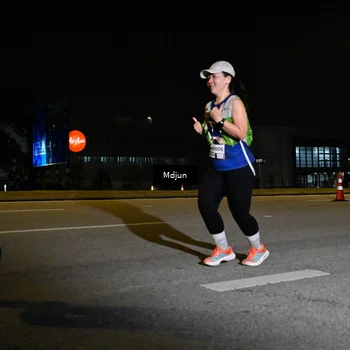 Runner Photo 7418875