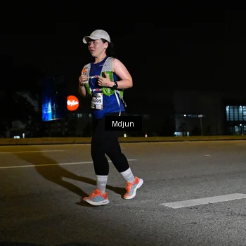 Runner Photo 7418876