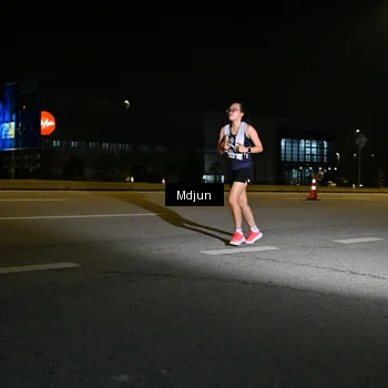 Runner Photo 7418878