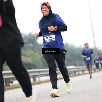 Runner Photo 7418896