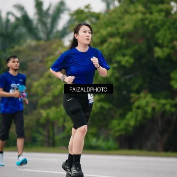 Runner Photo 7418901