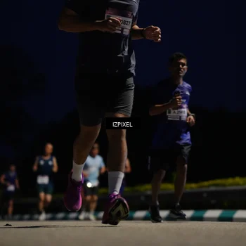 Runner Photo 7418904