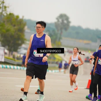 Runner Photo 7418914