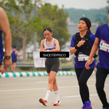 Runner Photo 7418915