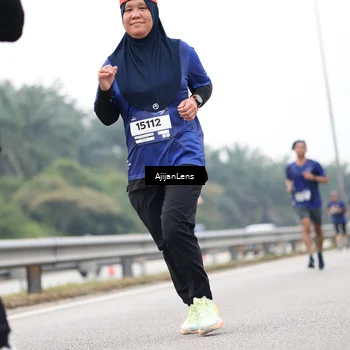 Runner Photo 7418919