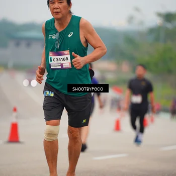Runner Photo 7418921