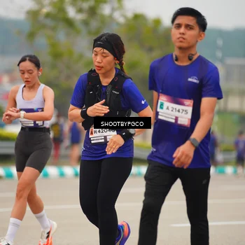 Runner Photo 7418926