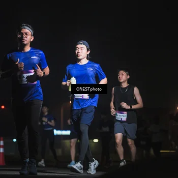 Runner Photo 7418929
