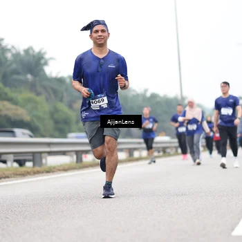 Runner Photo 7418951