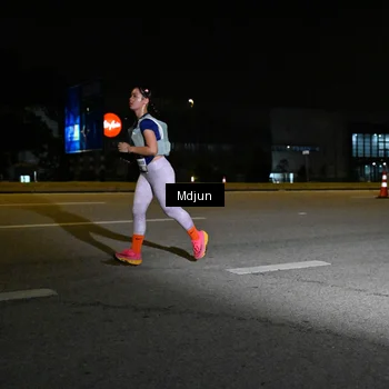 Runner Photo 7418952