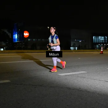 Runner Photo 7418953