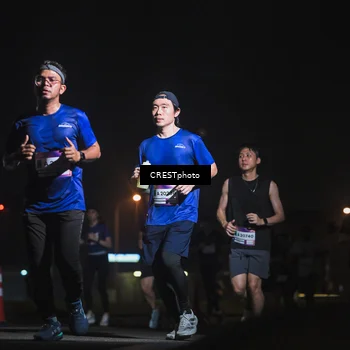Runner Photo 7418957