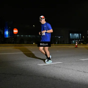 Runner Photo 7418961