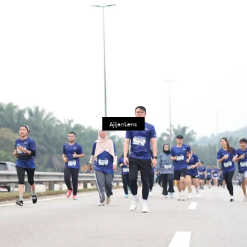 Runner Photo 7418963