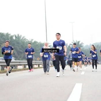 Runner Photo 7418969